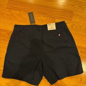 Tommy Hilfiger Women's Shorts Brand new with tags size 6